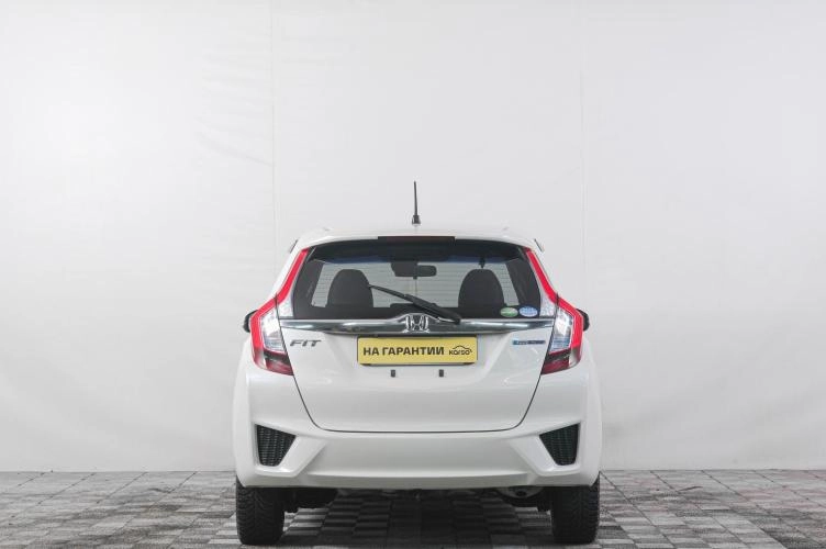Honda Fit 5 из 6