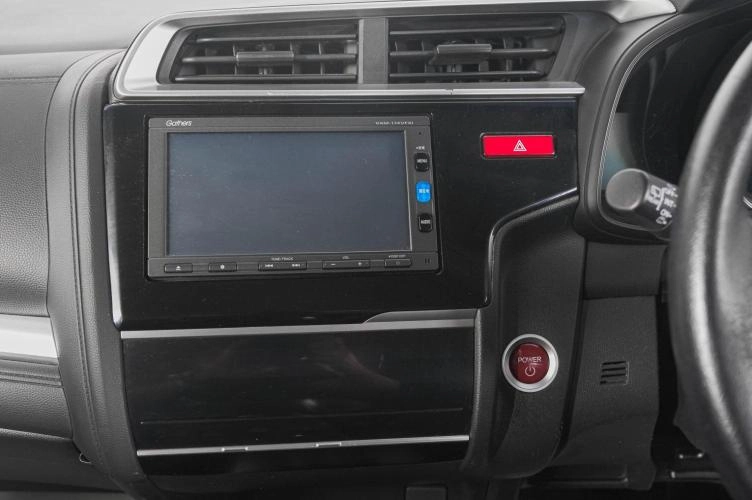 Honda Fit 18 из 22