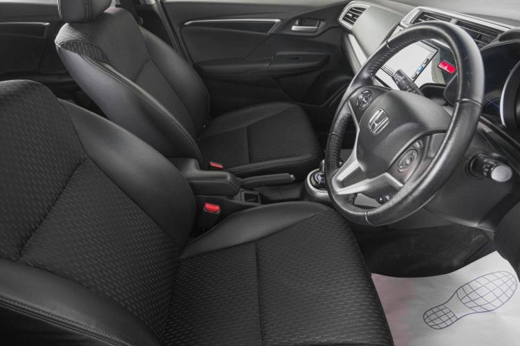 Honda Fit 11 из 22