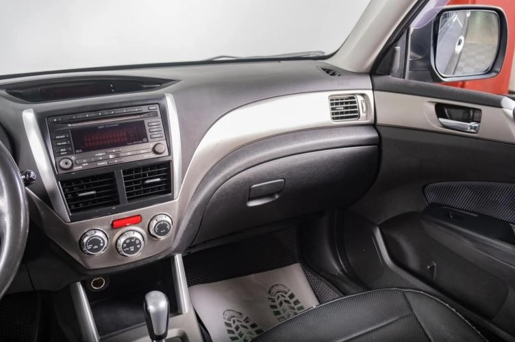 Subaru Forester 12 из 18