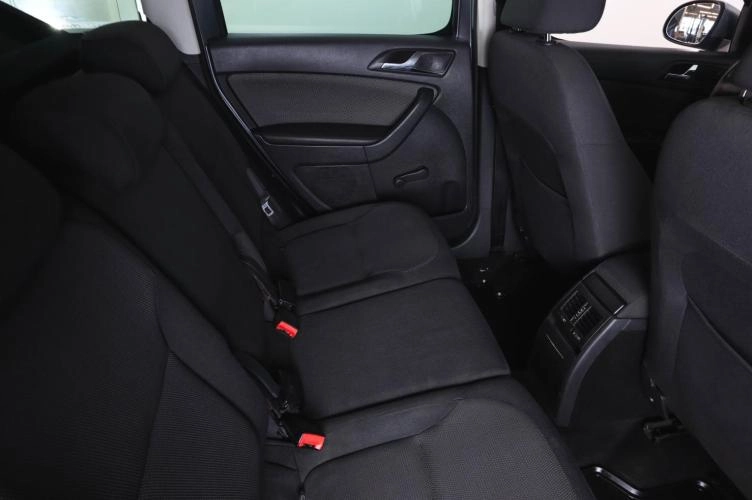 Skoda Yeti 10 из 21