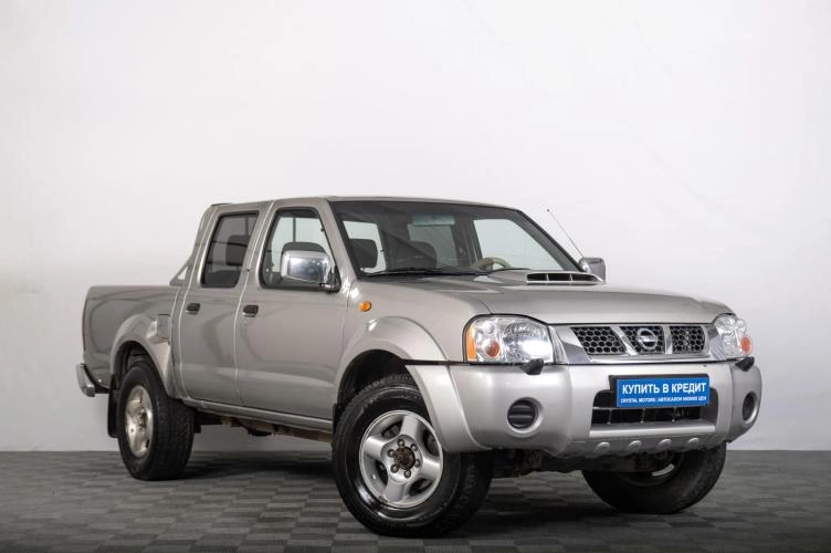 Nissan NP300 1 из 6