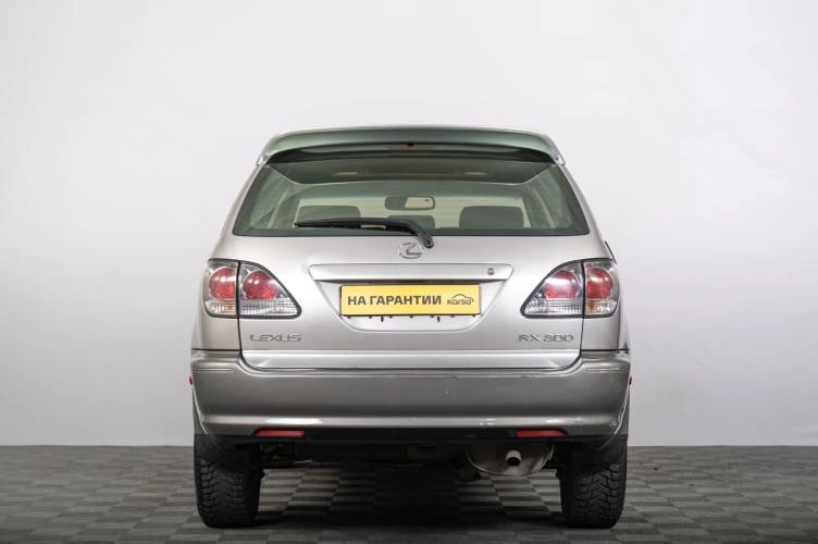 Lexus RX 4 из 6
