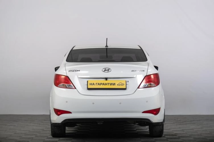 Hyundai Solaris 4 из 6