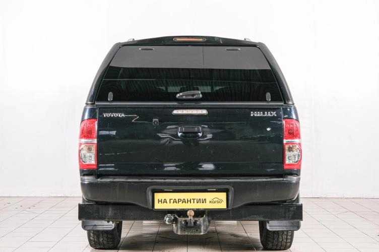 Toyota Hilux 5 из 6