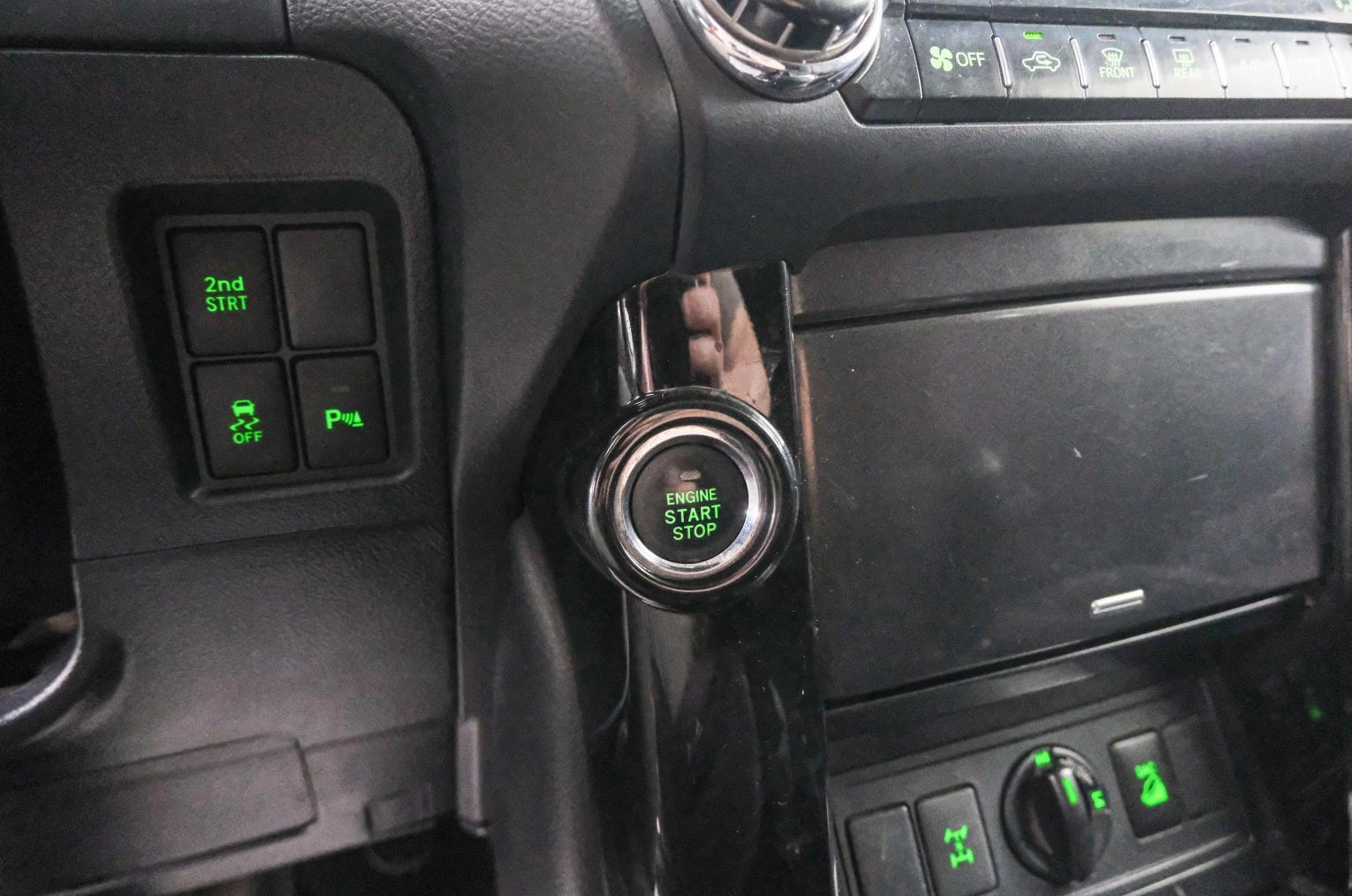 Toyota Land Cruiser Prado 17 из 24