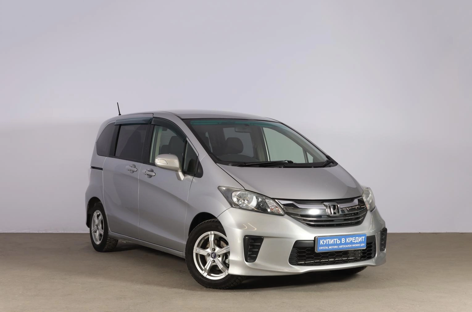 Honda Freed 1 из 17