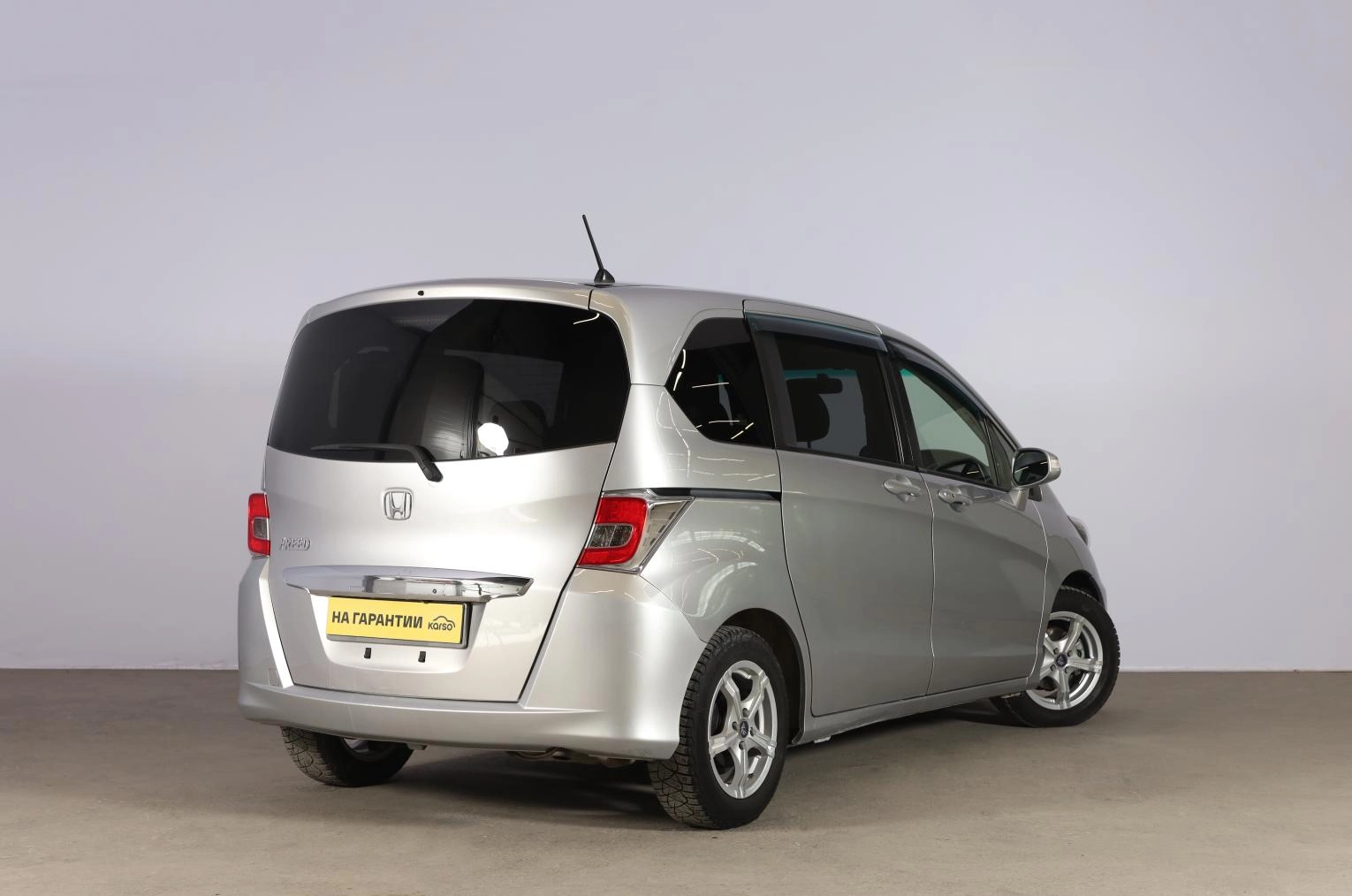 Honda Freed 6 из 17