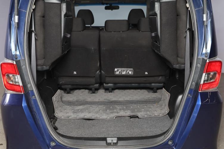 Honda Freed 17 из 17