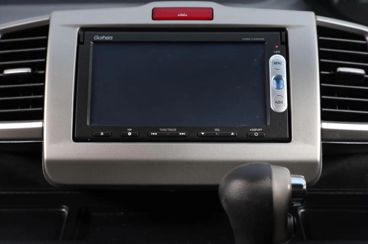 Honda Freed 10 из 17