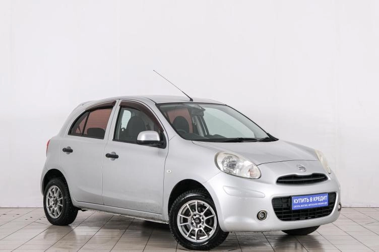 Nissan March 1 из 6