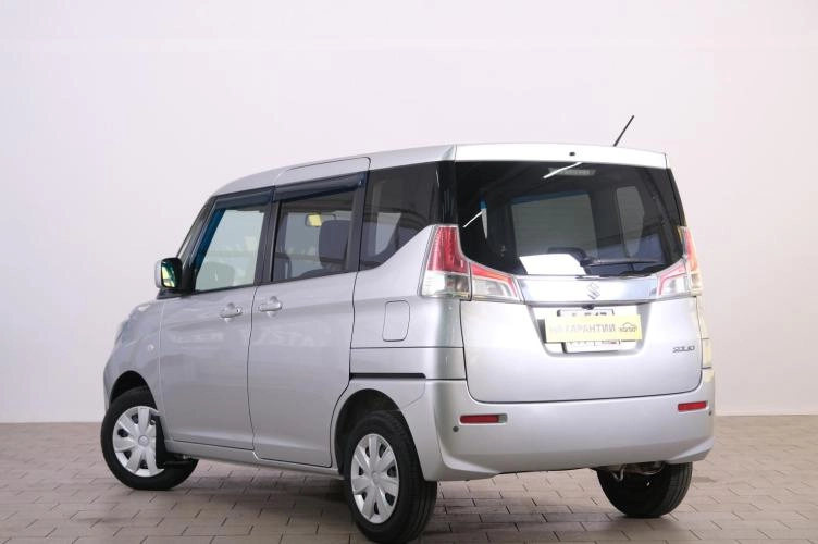 Suzuki Solio 4 из 6