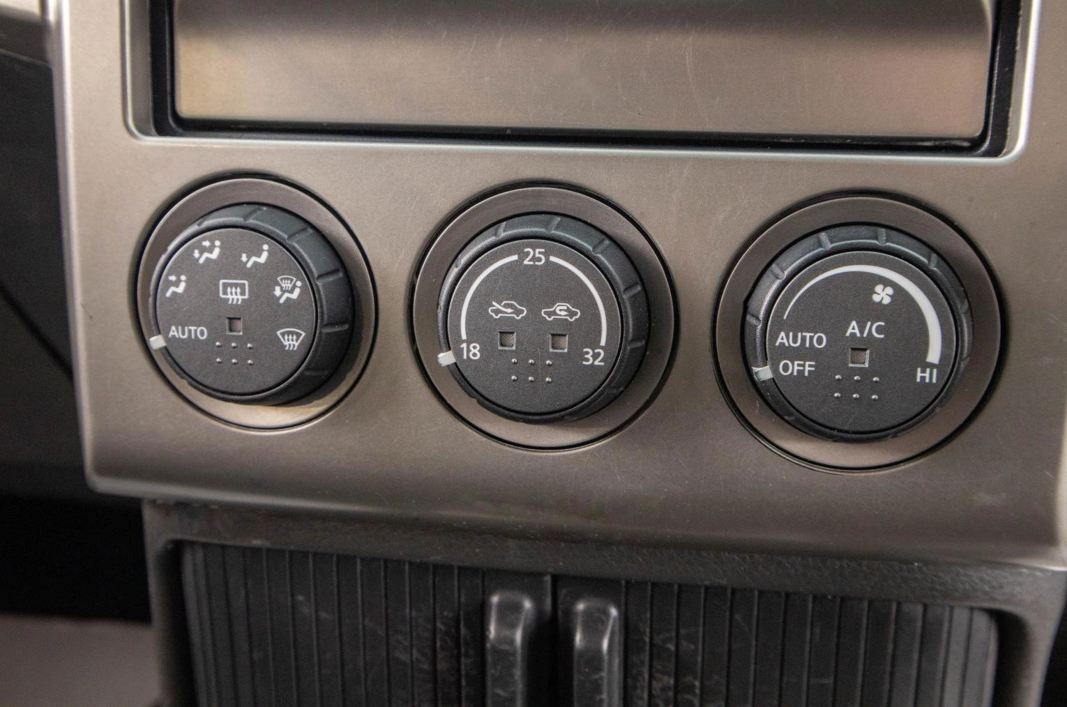 Nissan X-Trail 17 из 23