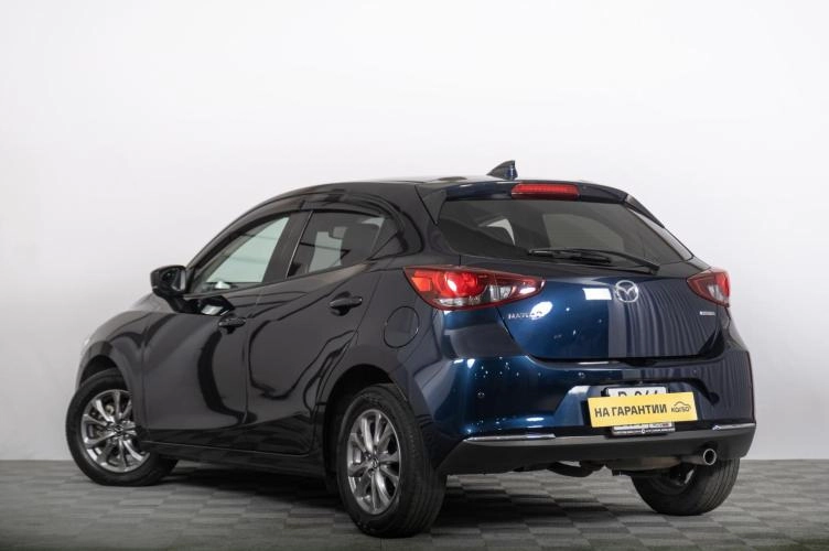 Mazda 2 5 из 6