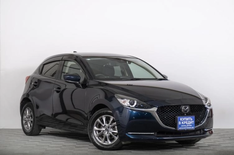 Mazda 2 1 из 6