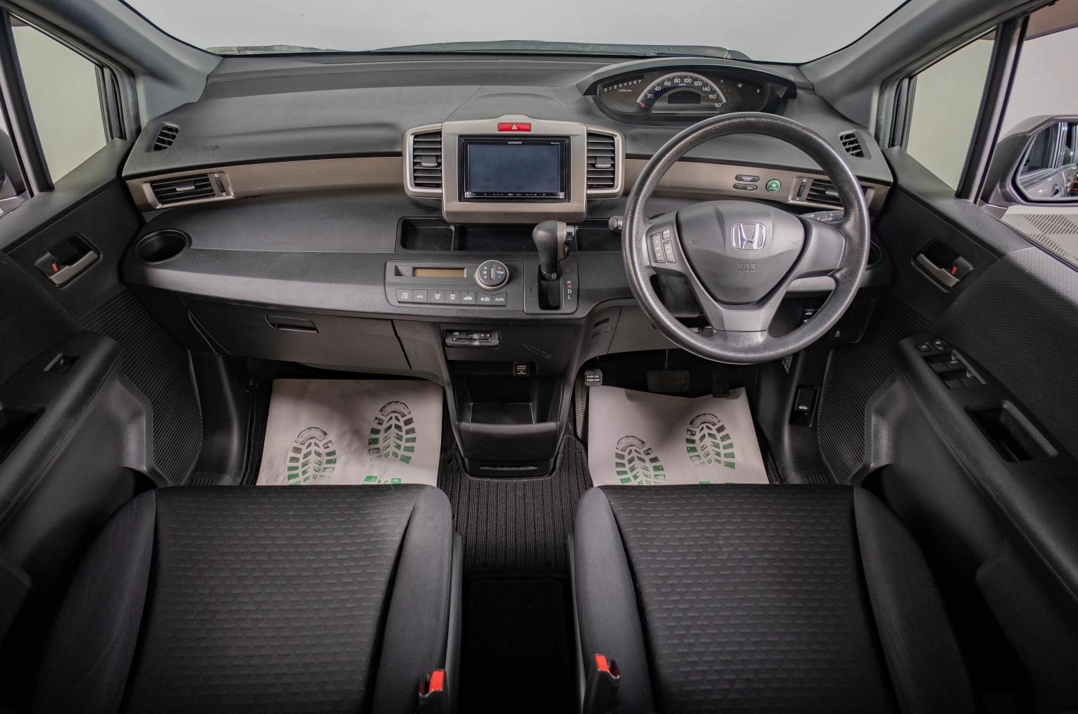 Honda Freed 11 из 18