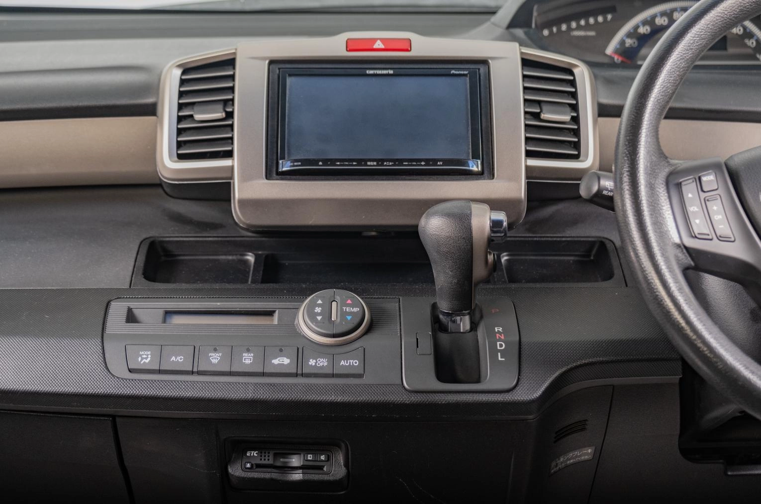 Honda Freed 15 из 18