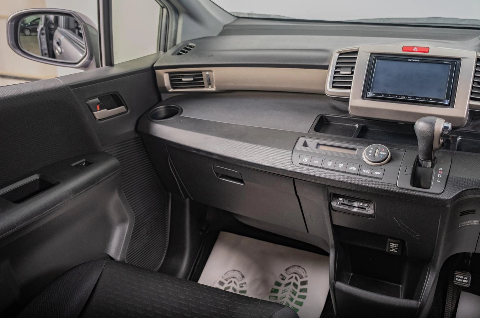 Honda Freed 12 из 18