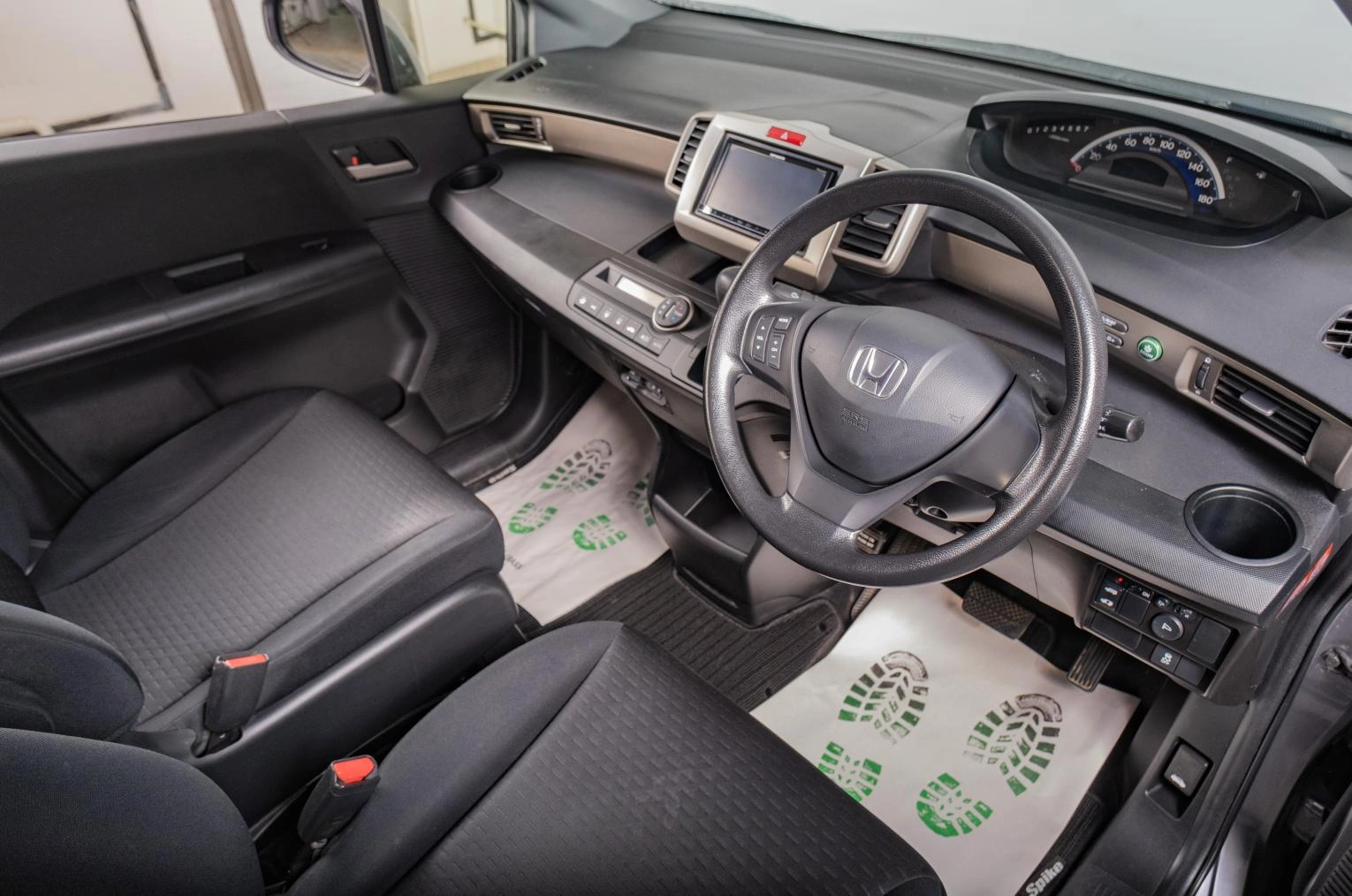 Honda Freed 7 из 18