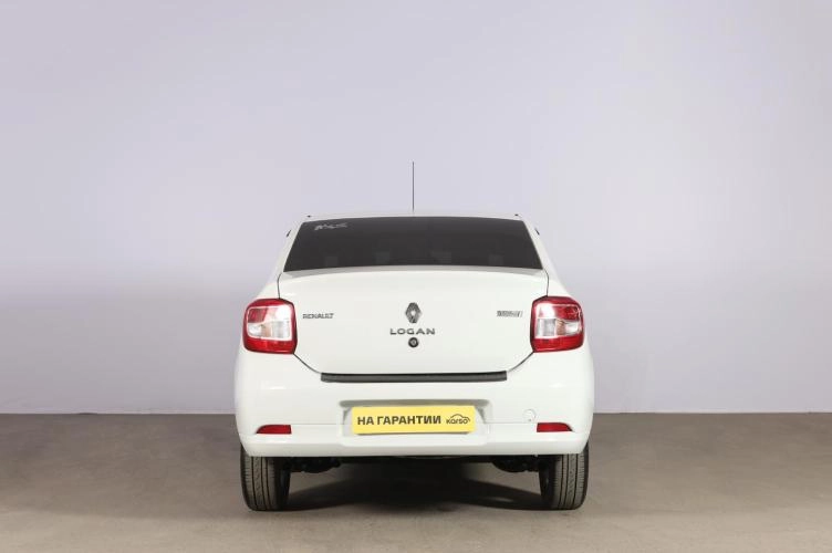 Renault Logan 5 из 6