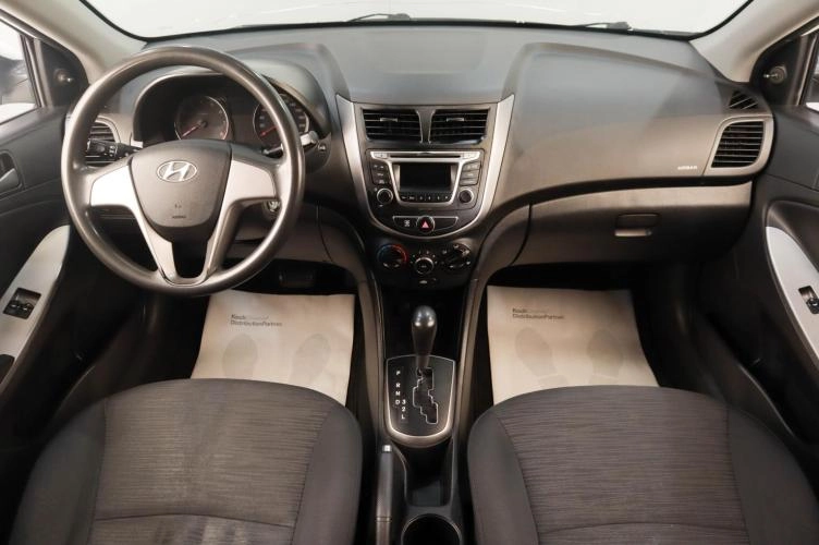 Hyundai Solaris 9 из 16