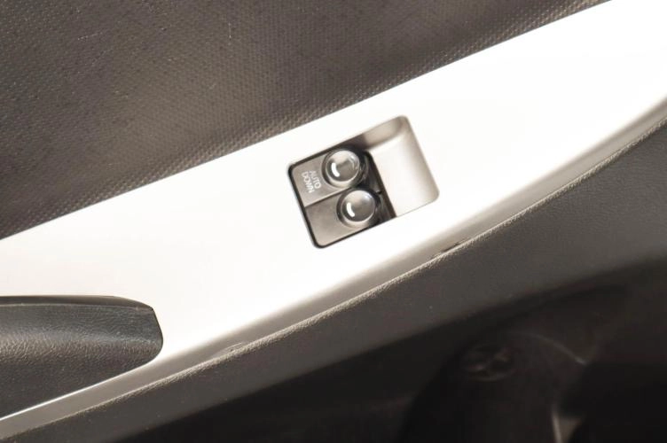 Hyundai Solaris 7 из 16