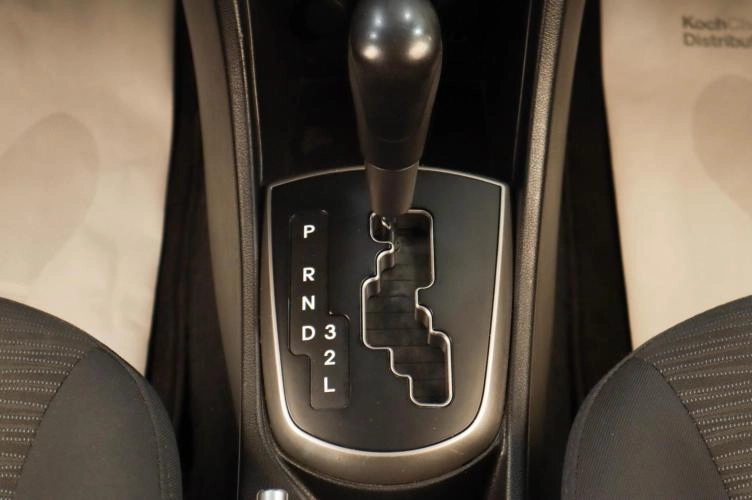 Hyundai Solaris 14 из 16
