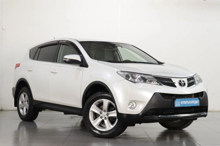 Toyota RAV4 1 из 22