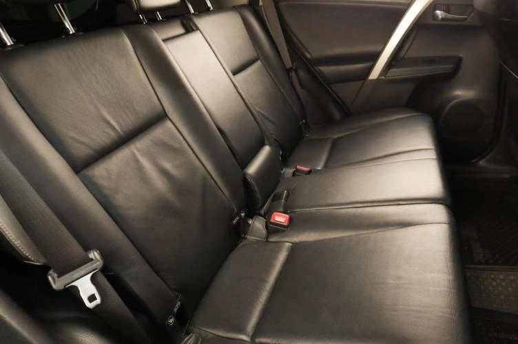 Toyota RAV4 21 из 22