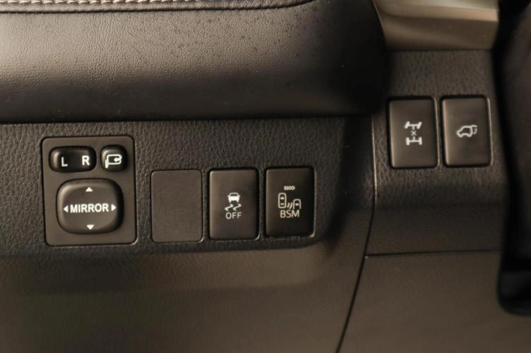 Toyota RAV4 12 из 22