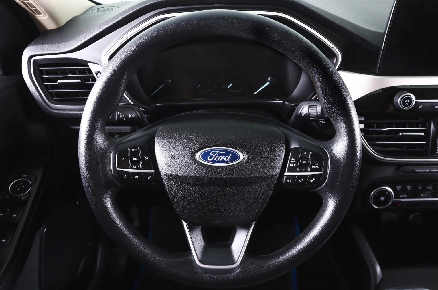 Ford Escape 16 из 27