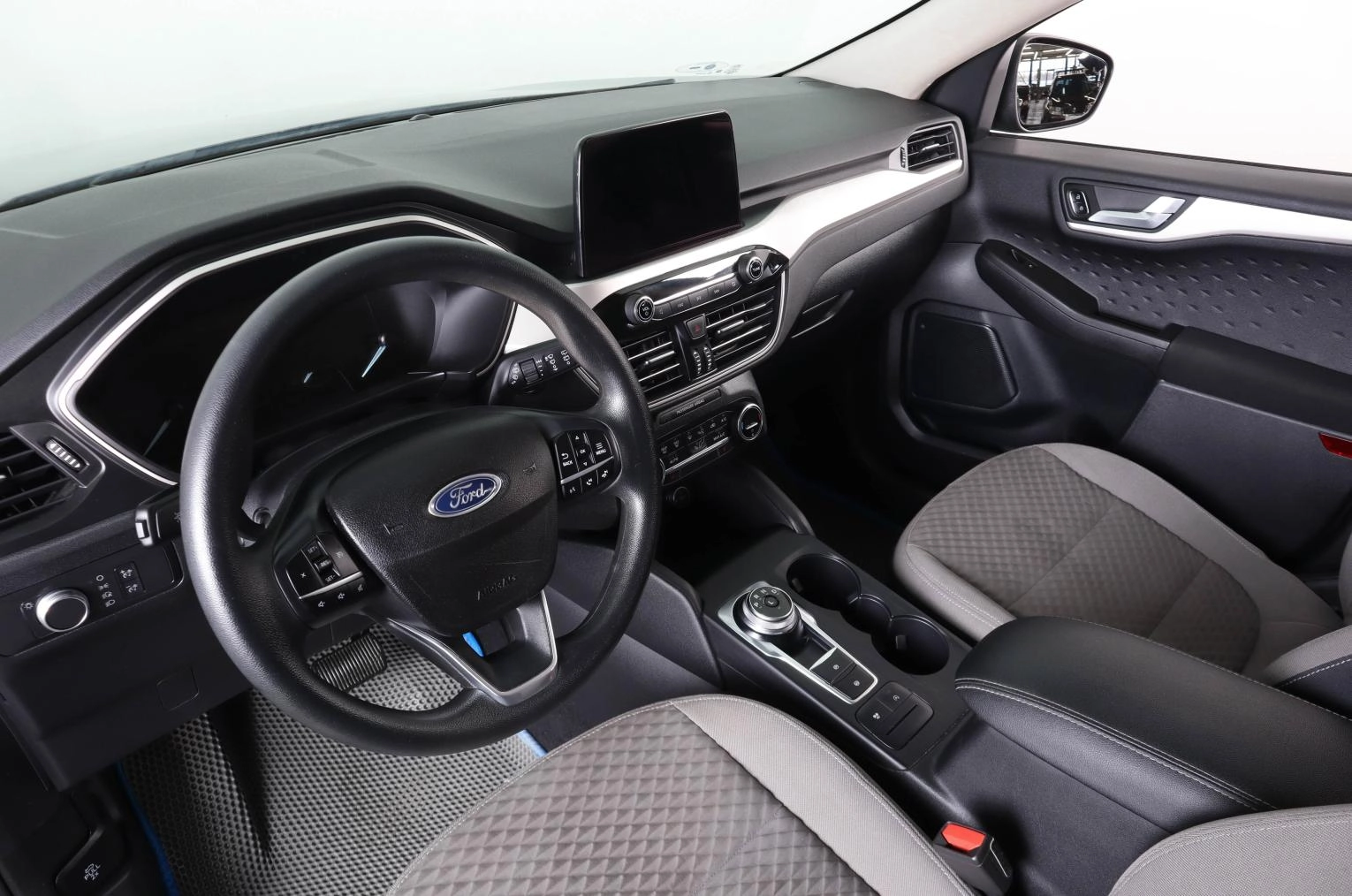 Ford Escape 9 из 27
