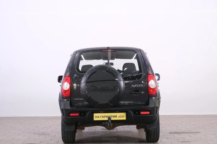 Chevrolet Niva 5 из 6