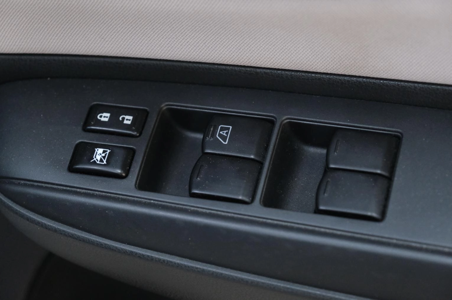 Nissan Note 8 из 21