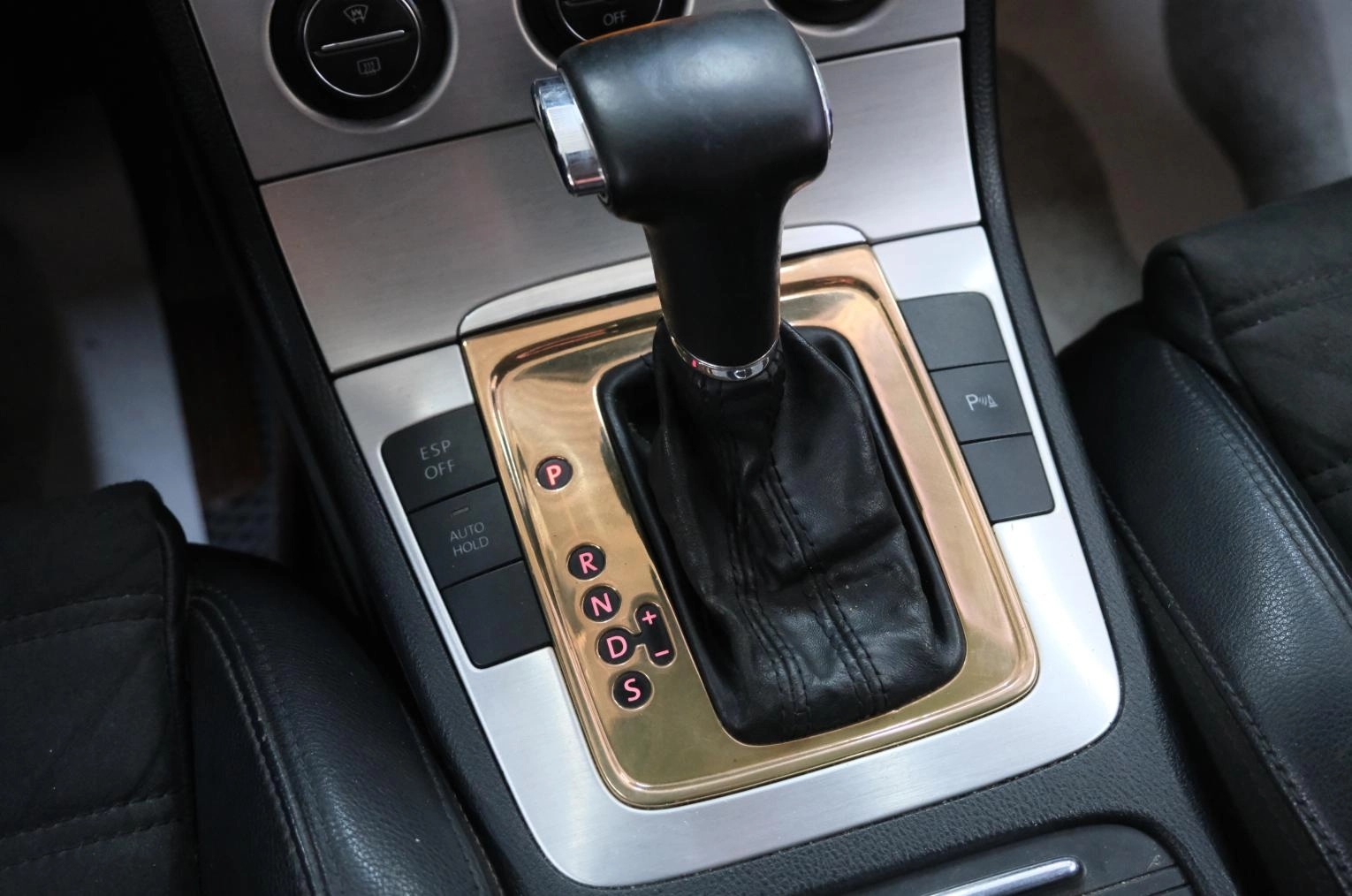 Volkswagen Passat 19 из 25