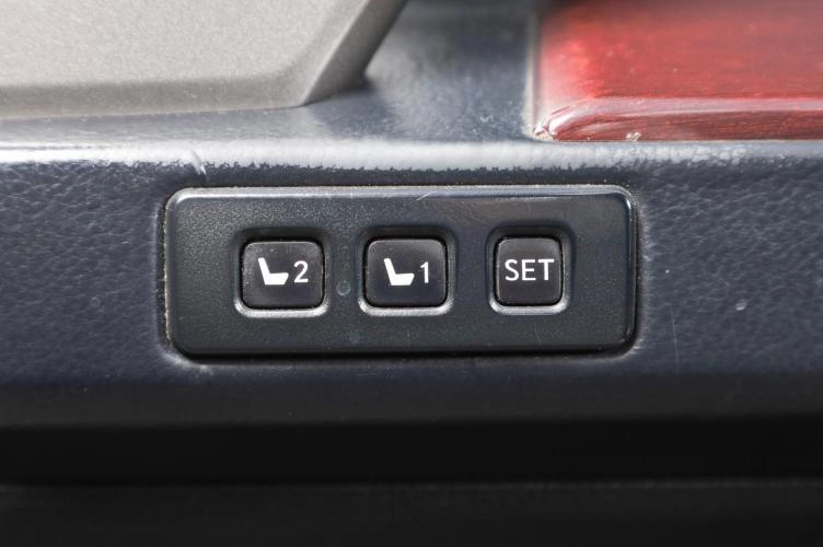Lexus GX 17 из 20