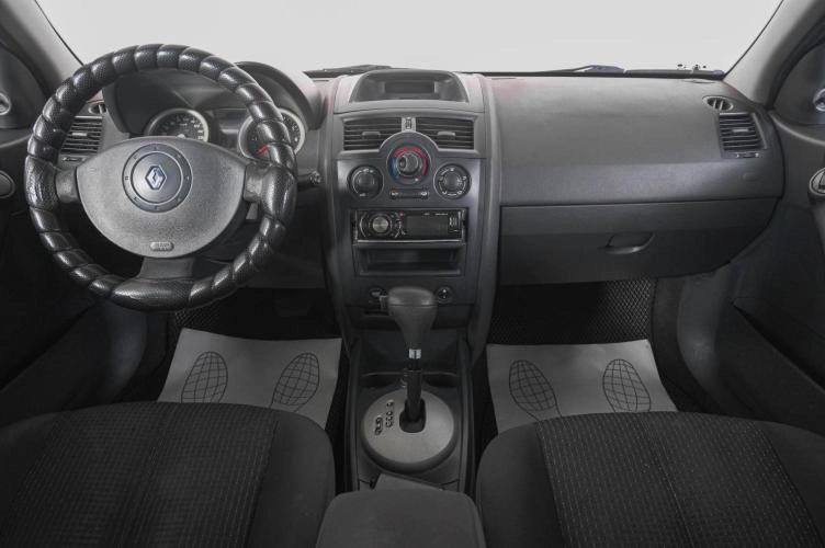Renault Megane 13 из 19