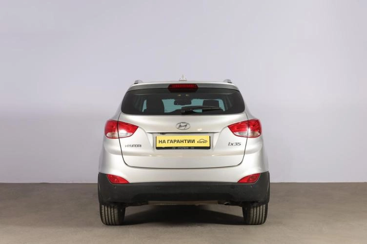 Hyundai ix35 5 из 6