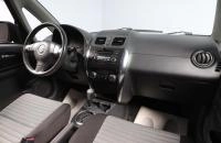Suzuki SX4 9 из 16
