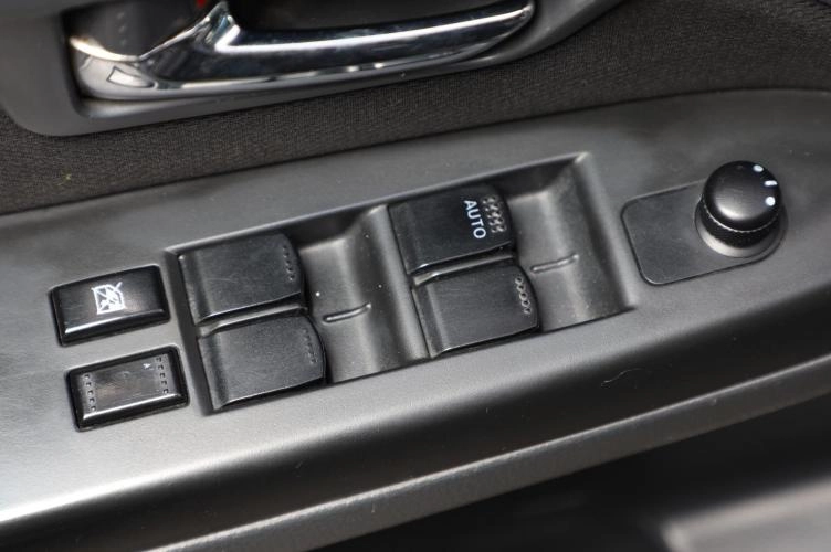 Suzuki SX4 14 из 16