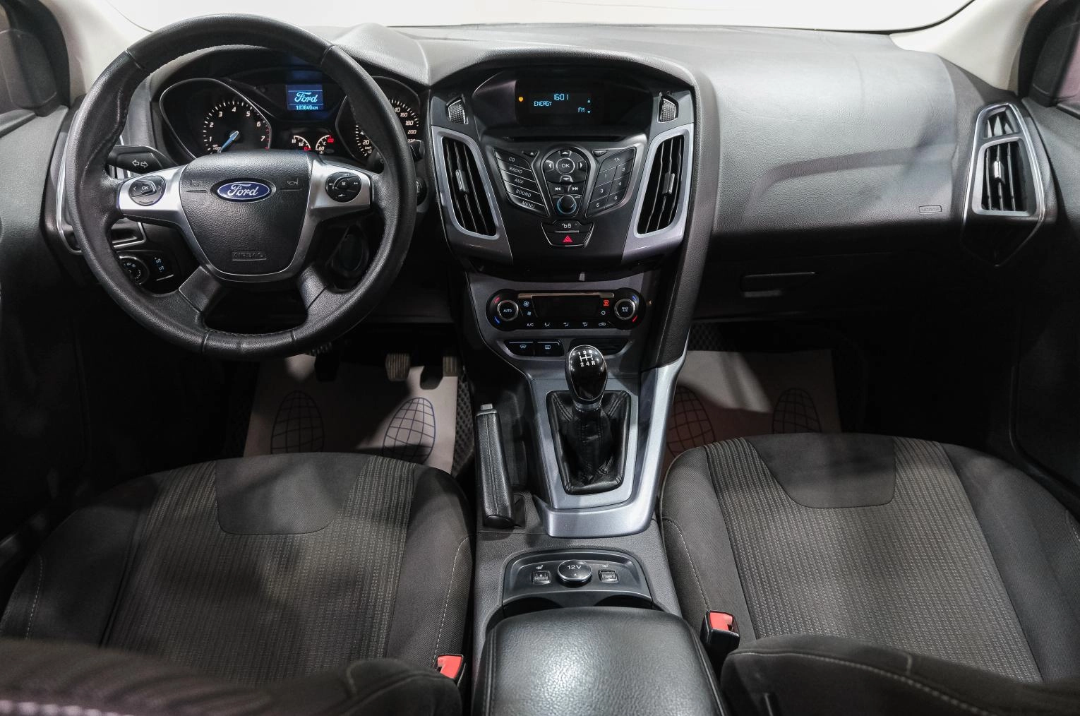 Ford Focus 17 из 30