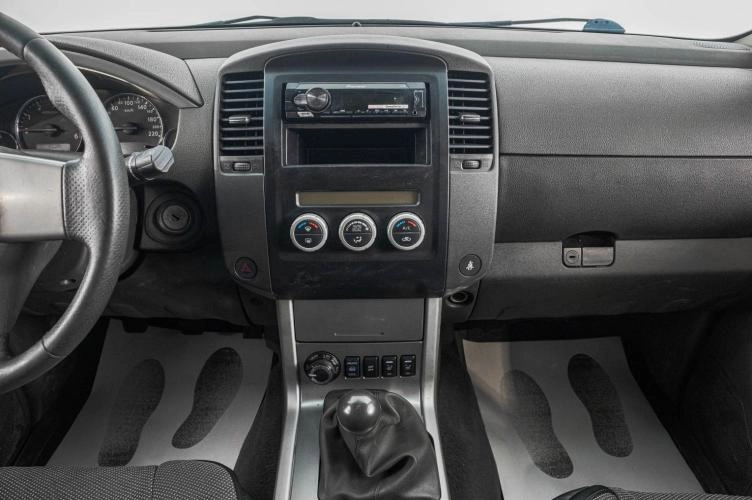 Nissan Pathfinder 15 из 22