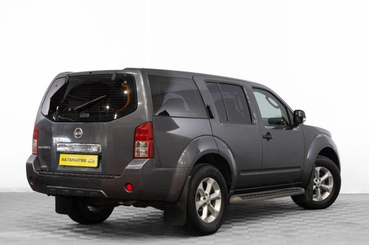 Nissan Pathfinder 4 из 6