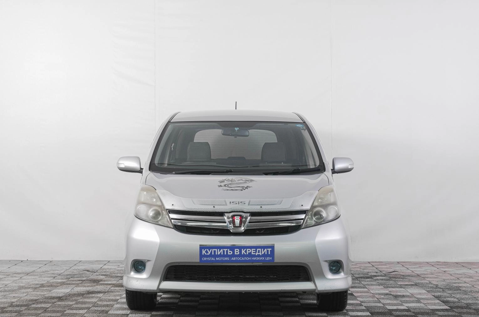 Toyota Isis 2 из 21