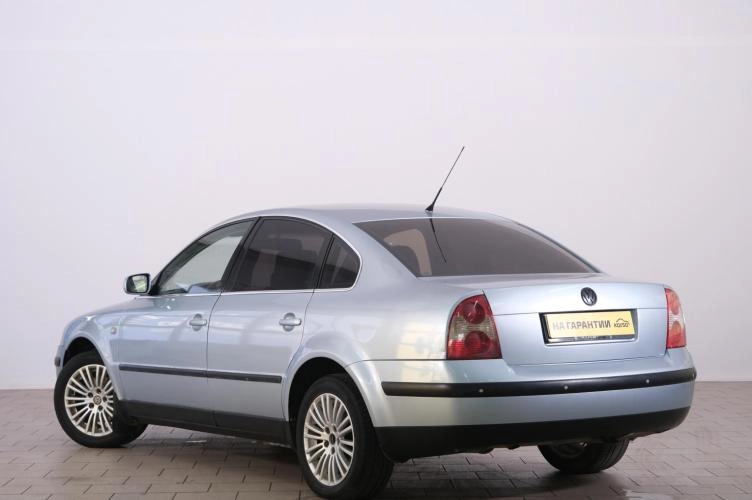 Volkswagen Passat 4 из 6