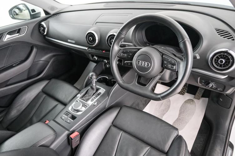 Audi A3 8 из 24