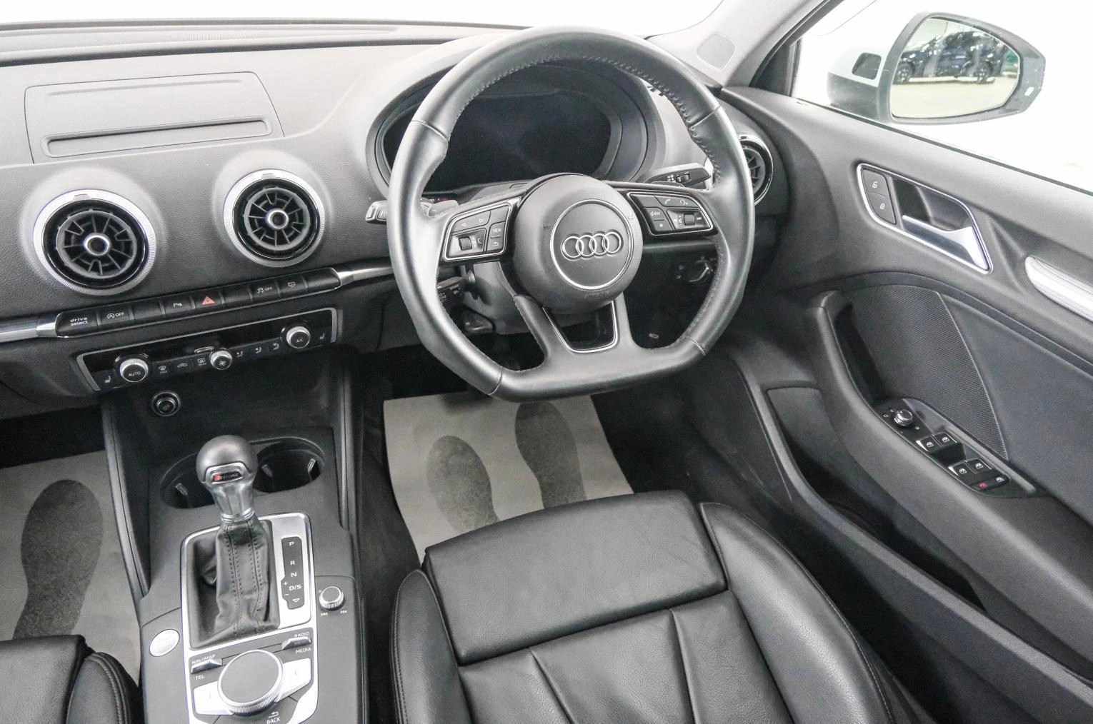 Audi A3 9 из 24