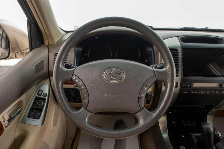Toyota Land Cruiser Prado 12 из 24