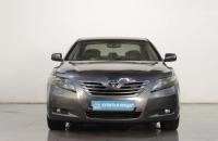 Toyota Camry 2 из 19