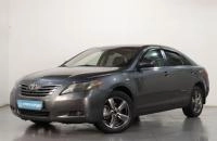 Toyota Camry 3 из 19